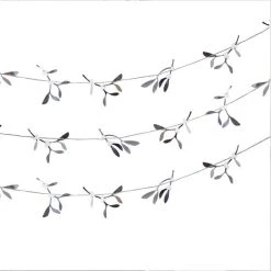 Amscan_OO Silver Glitter Mistletoe Garland 5m Each